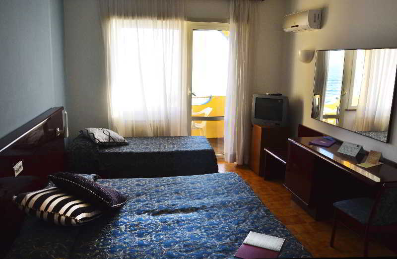 Grand Hotel Dei Cesari Dependance Anzio Dış mekan fotoğraf