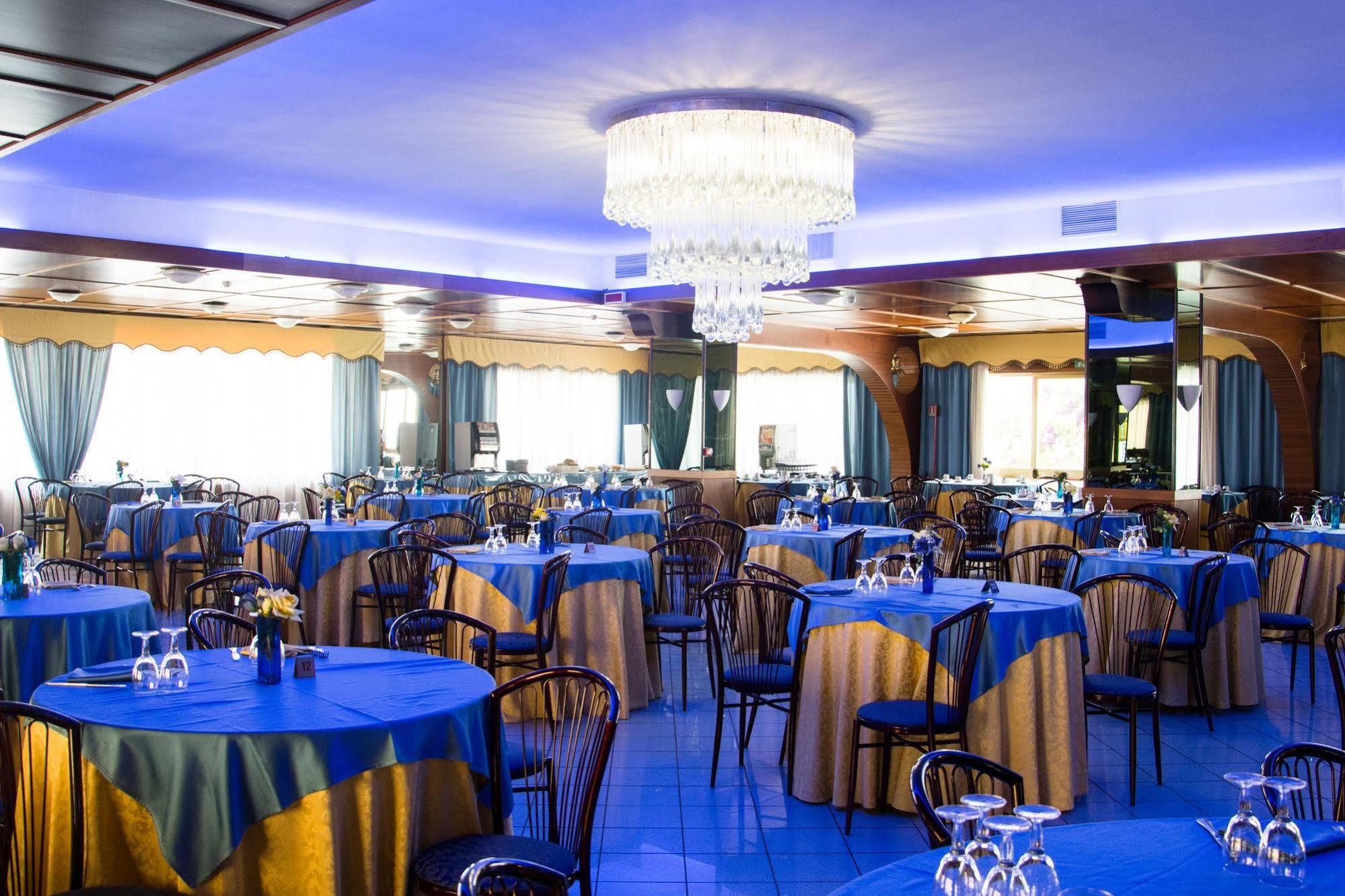 Grand Hotel Dei Cesari Dependance Anzio Dış mekan fotoğraf
